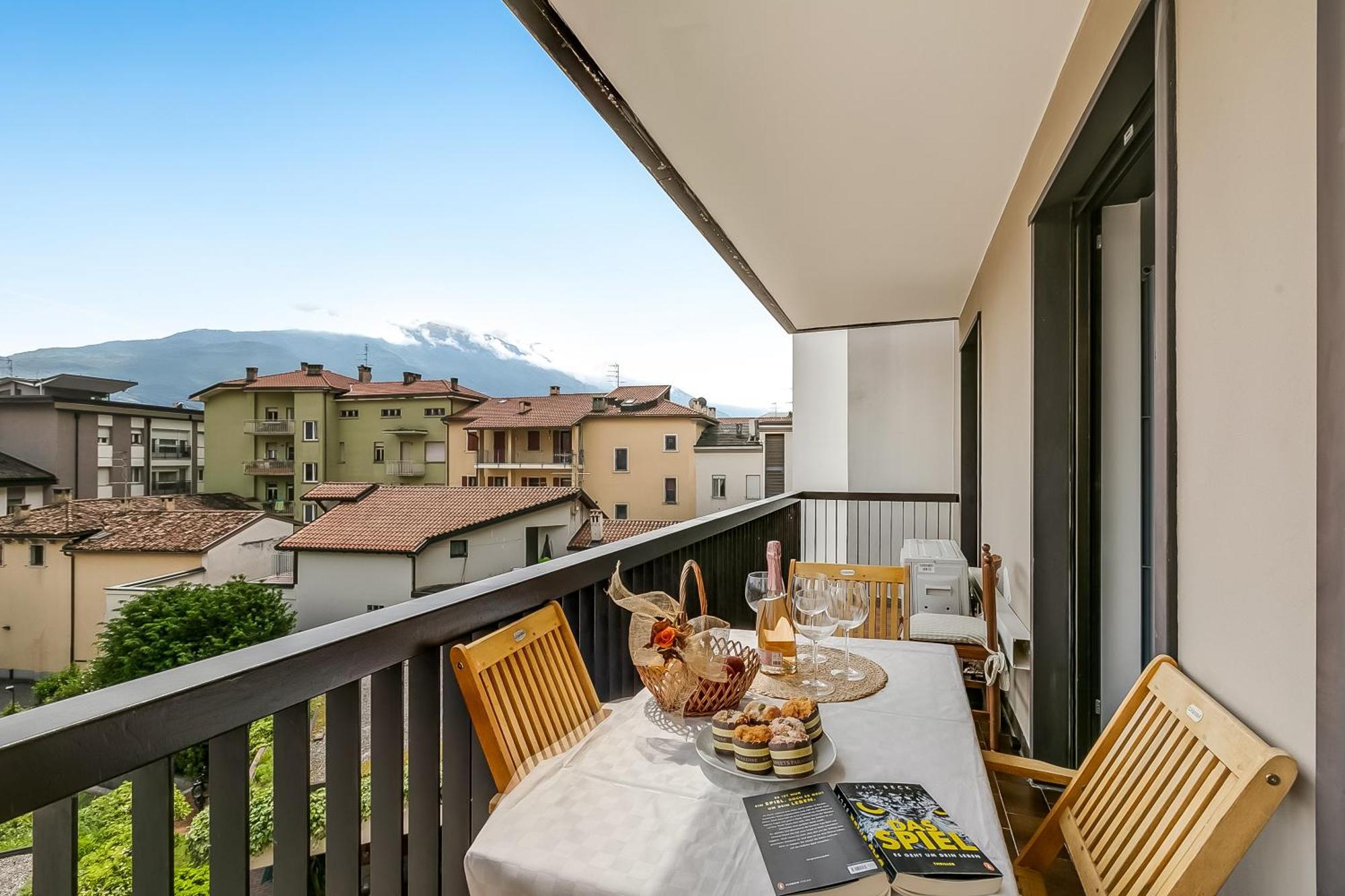 Appartamento Amy - Happy Rentals Riva del Garda Exterior foto